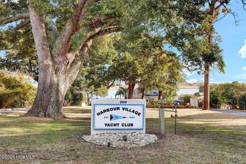 Tiny photo for 707 N Green Tee Road, Hampstead, NC 28443 (MLS # 100567280)