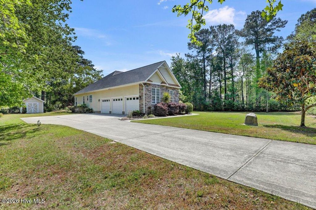 Photo of 707 N Green Tee Road, Hampstead, NC 28443 (MLS # 100567280)