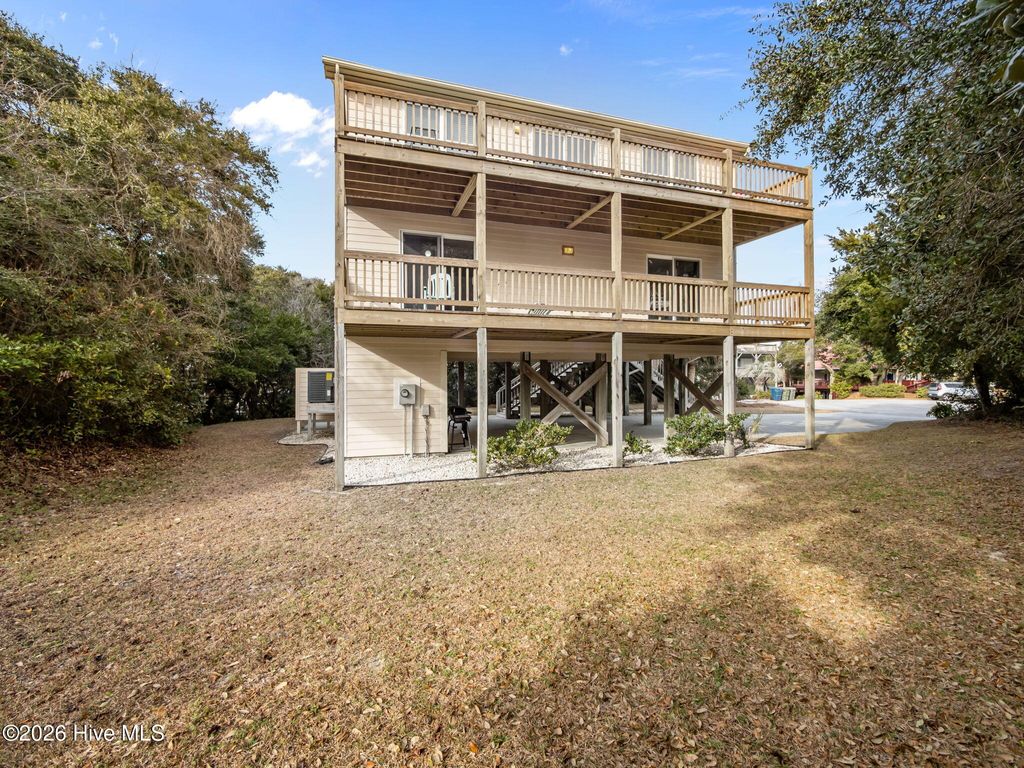 Photo of 6410 Sea Crest Court, Emerald Isle, NC 28594 (MLS # 100553084)