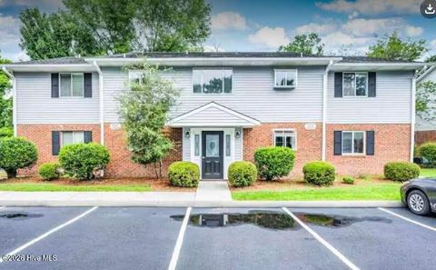 Condo For Rent - 4525 Kimberly Way<br/> Wilmington, NC 28403