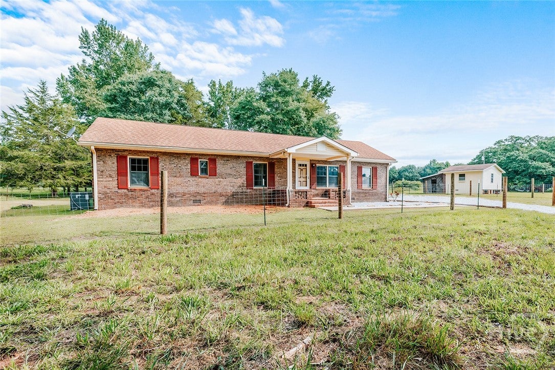 621 Elberton Road
