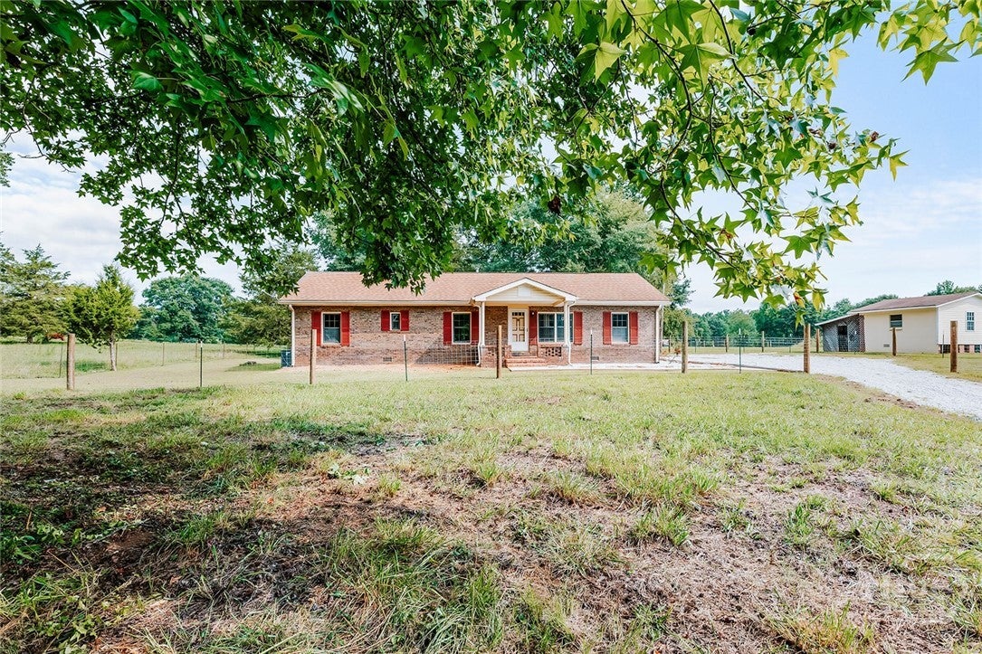621 Elberton Road