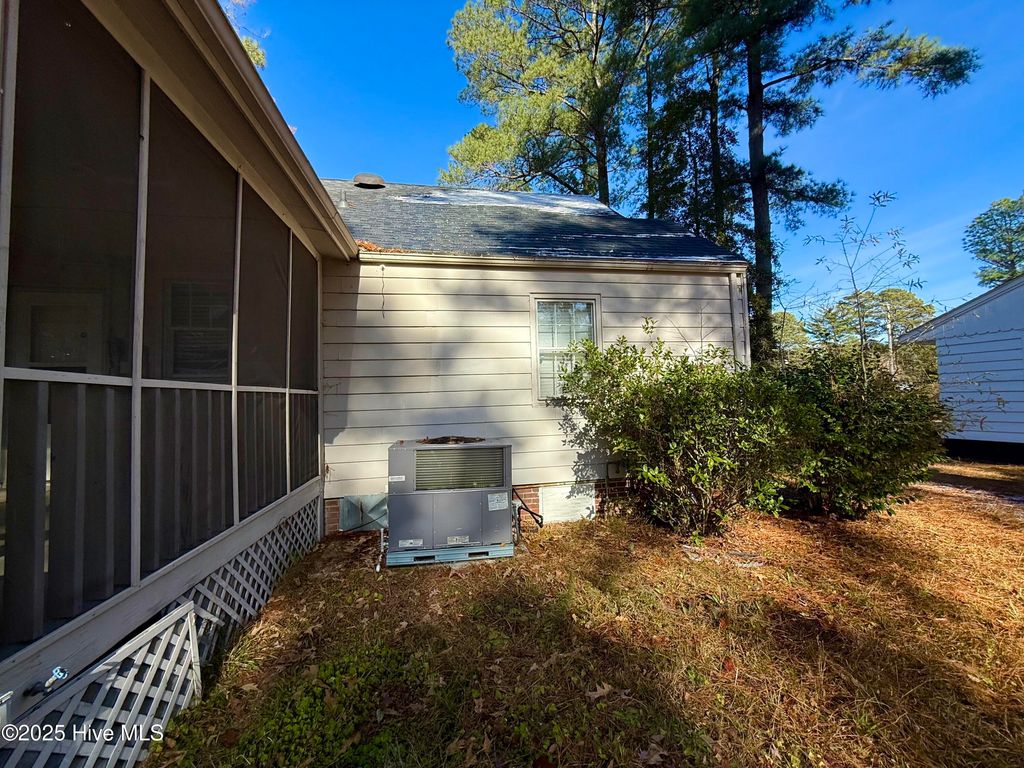 Photo of 1145 Tarboro Street, Rocky Mount, NC 27801 (MLS # 100545428)