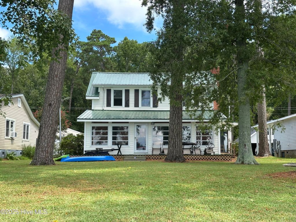 Photo of 645 Island View Road, Bath, NC 27808 (MLS # 100525309)