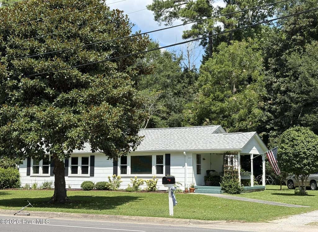 Photo of 602 E Wilmington Street, Burgaw, NC 28425 (MLS # 100593184)