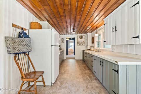 Tiny photo for 602 E Wilmington Street, Burgaw, NC 28425 (MLS # 100593184)