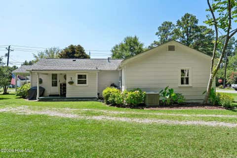 Tiny photo for 602 E Wilmington Street, Burgaw, NC 28425 (MLS # 100593184)