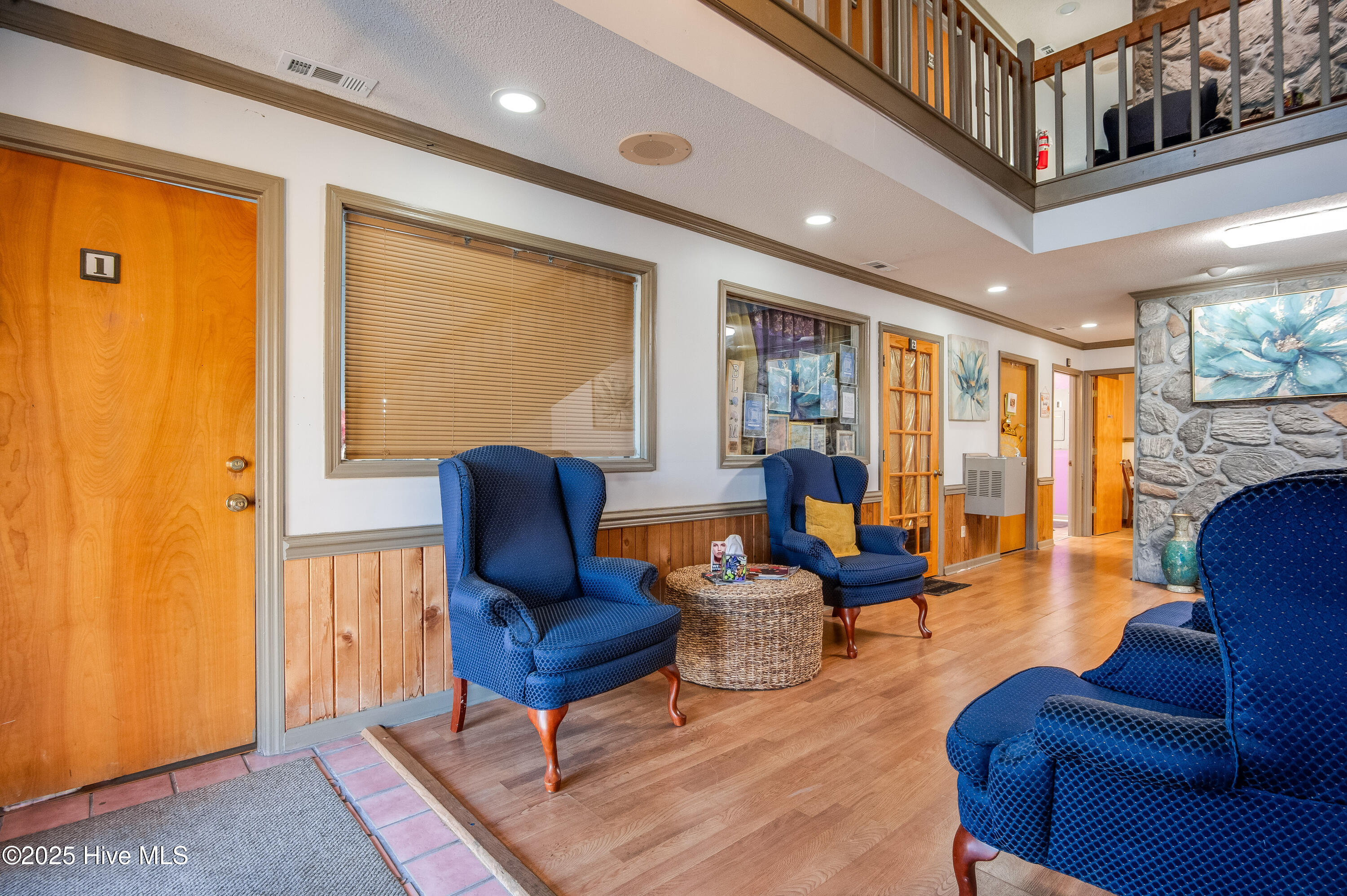 411 Western Boulevard