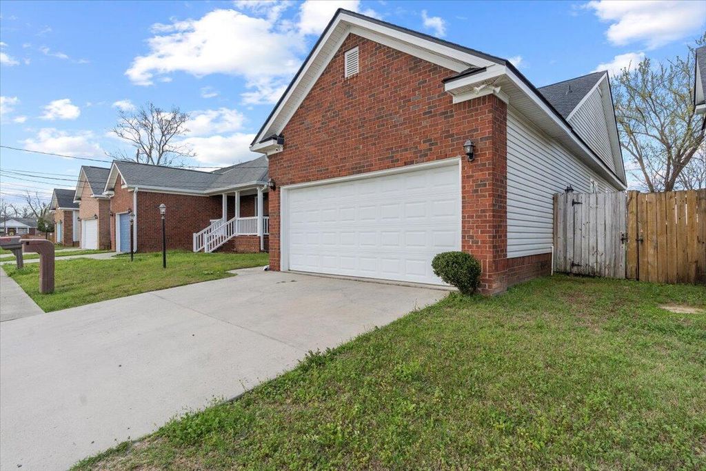 Photo of 907 Hopkins Street, Augusta, GA 30901 (MLS # 553144)