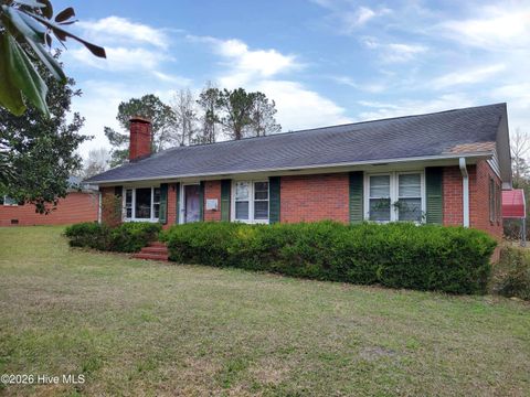 Homes For Sale - 137 Pine Street<br/> Shallotte, NC 28470