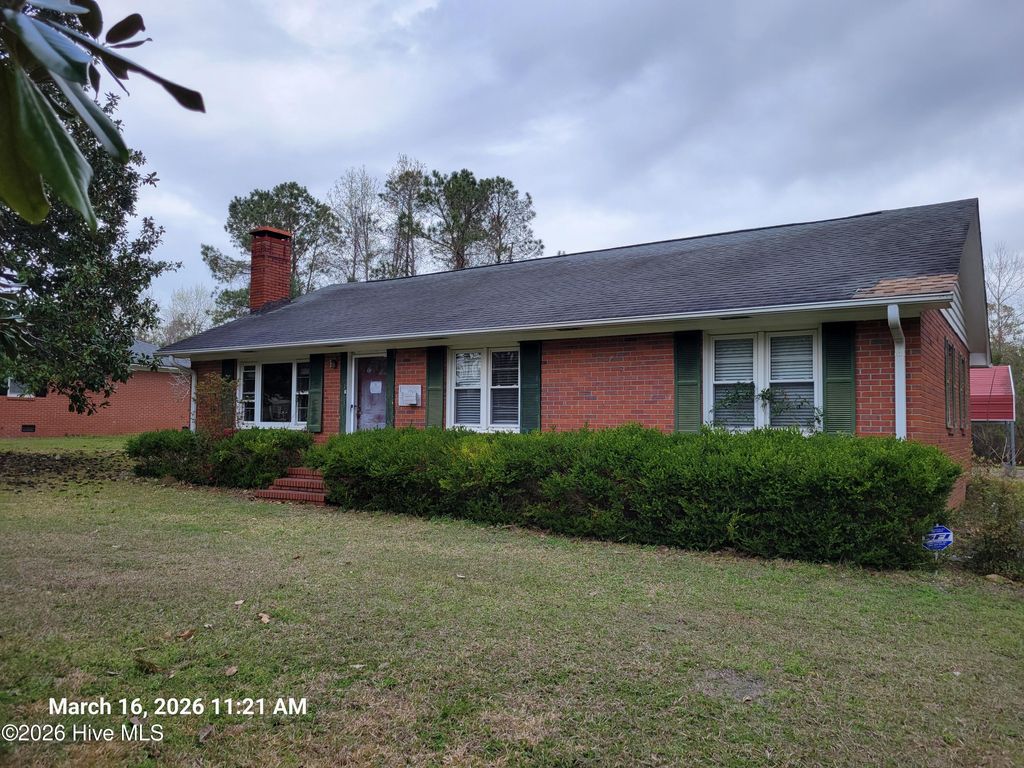 Photo of 137 Pine Street, Shallotte, NC 28470 (MLS # 100561315)
