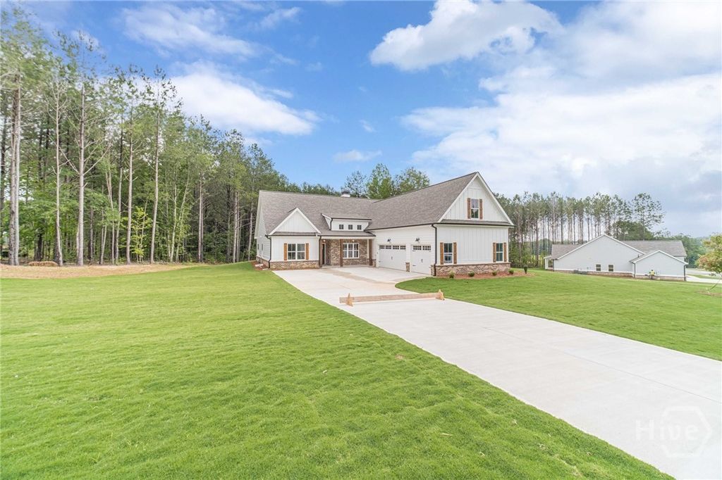 Photo of 215 Pinewood Drive, Covington, GA 30014 (MLS # CL350587)