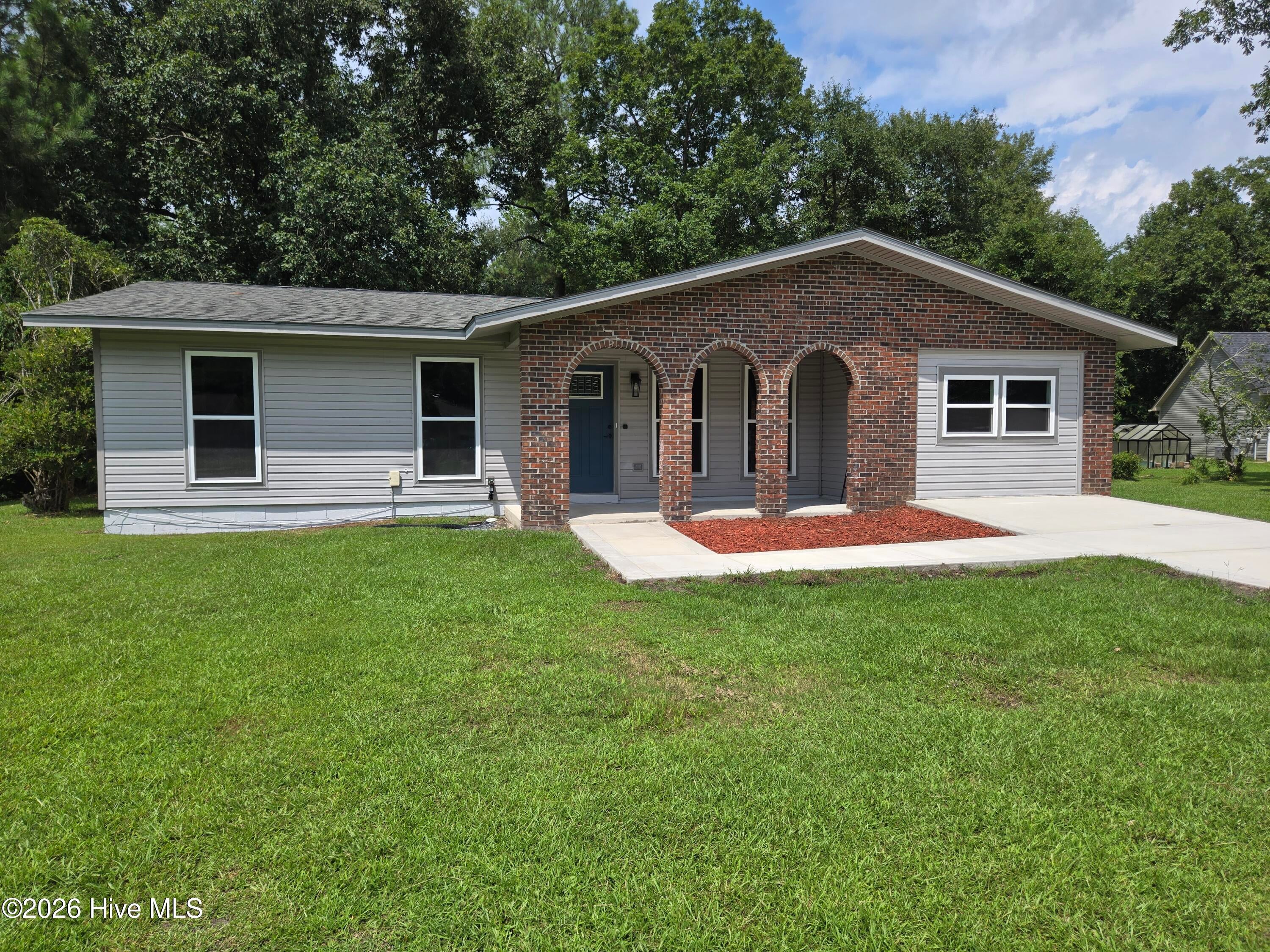319 Pinewood Court