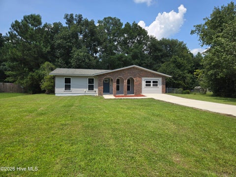 Photo of 319 Pinewood Court, Jacksonville, NC 28546 (MLS # 100596850)