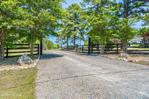 Vacant Land For Sale - 430 Huntland Road<br/> Vass, NC 28394