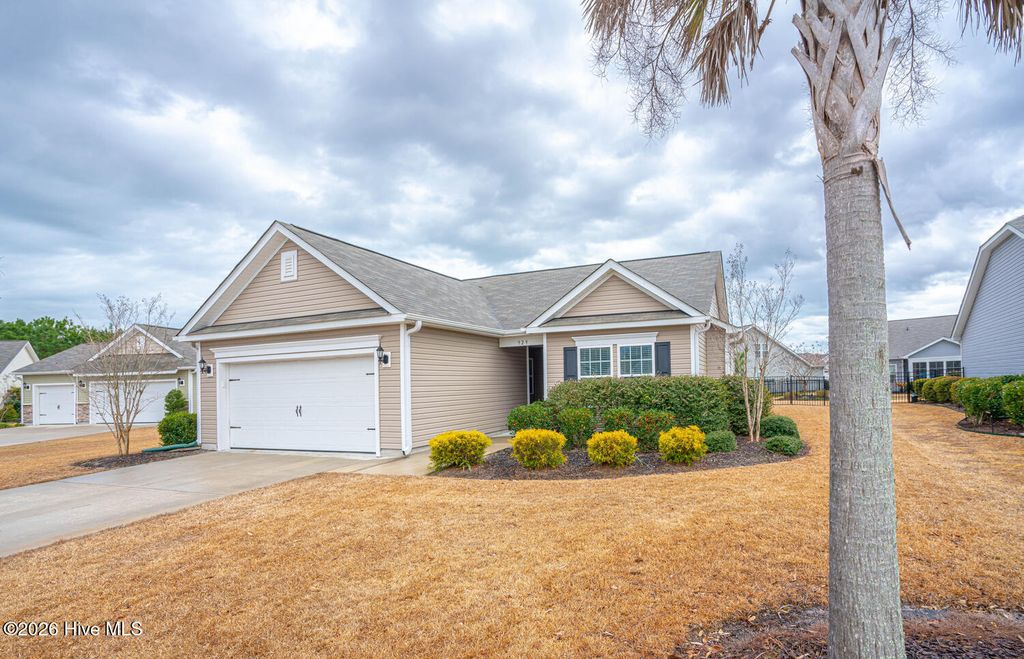 Photo of 929 Brewster Court SW, Ocean Isle Beach, NC 28469 (MLS # 100556684)
