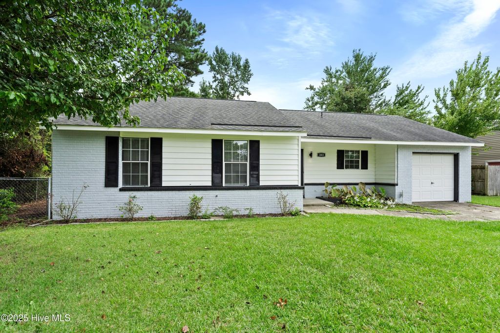 Photo of 203 Dennis Road, Jacksonville, NC 28546 (MLS # 100523596)