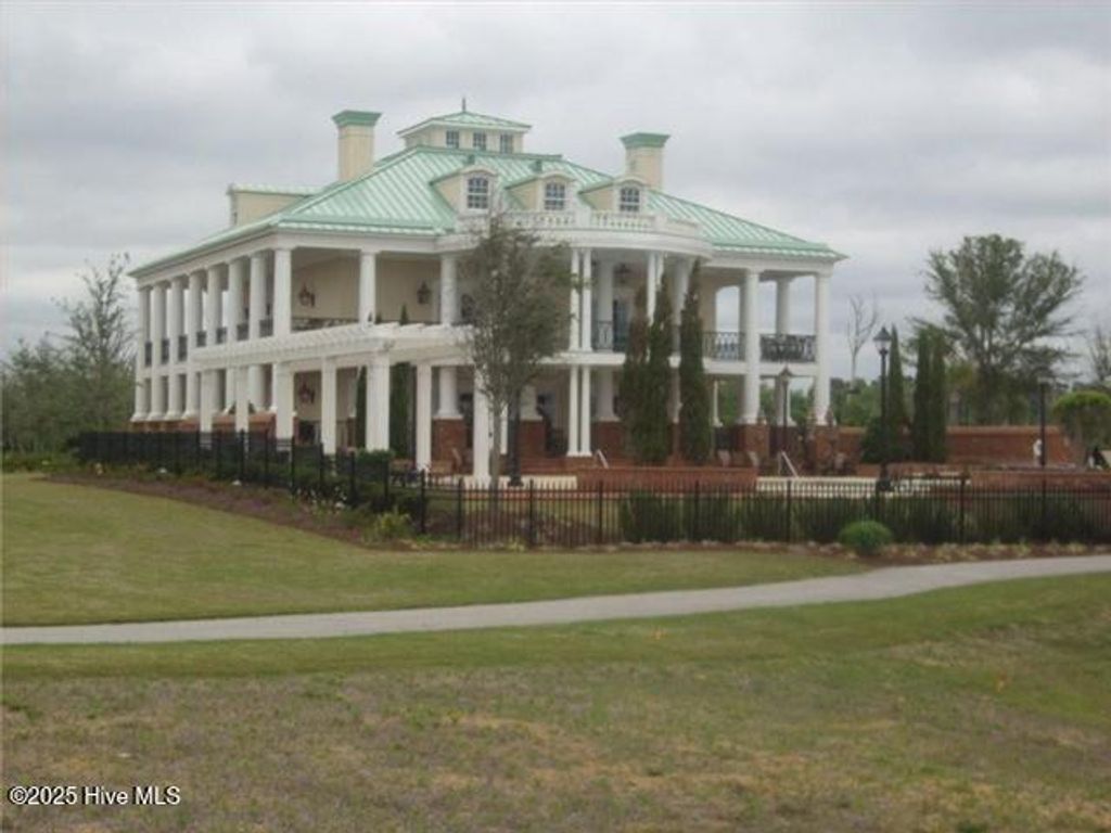 Photo of 781 Cannonsgate Drive, Newport, NC 28570 (MLS # 100502123)