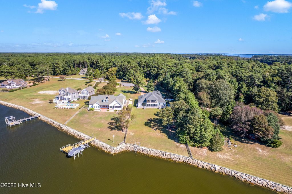 Photo of 218 Cynthia Court, Harbinger, NC 27941 (MLS # 100559643)