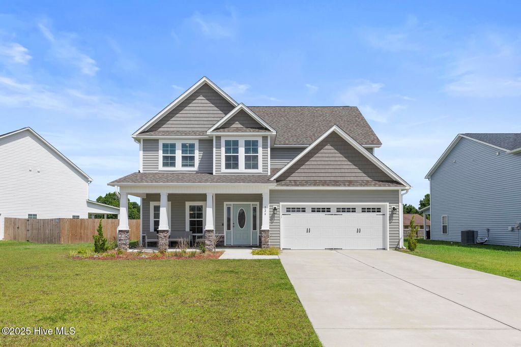 Photo of 524 Harvest Meadow Crossing, Jacksonville, NC 28546 (MLS # 100519985)