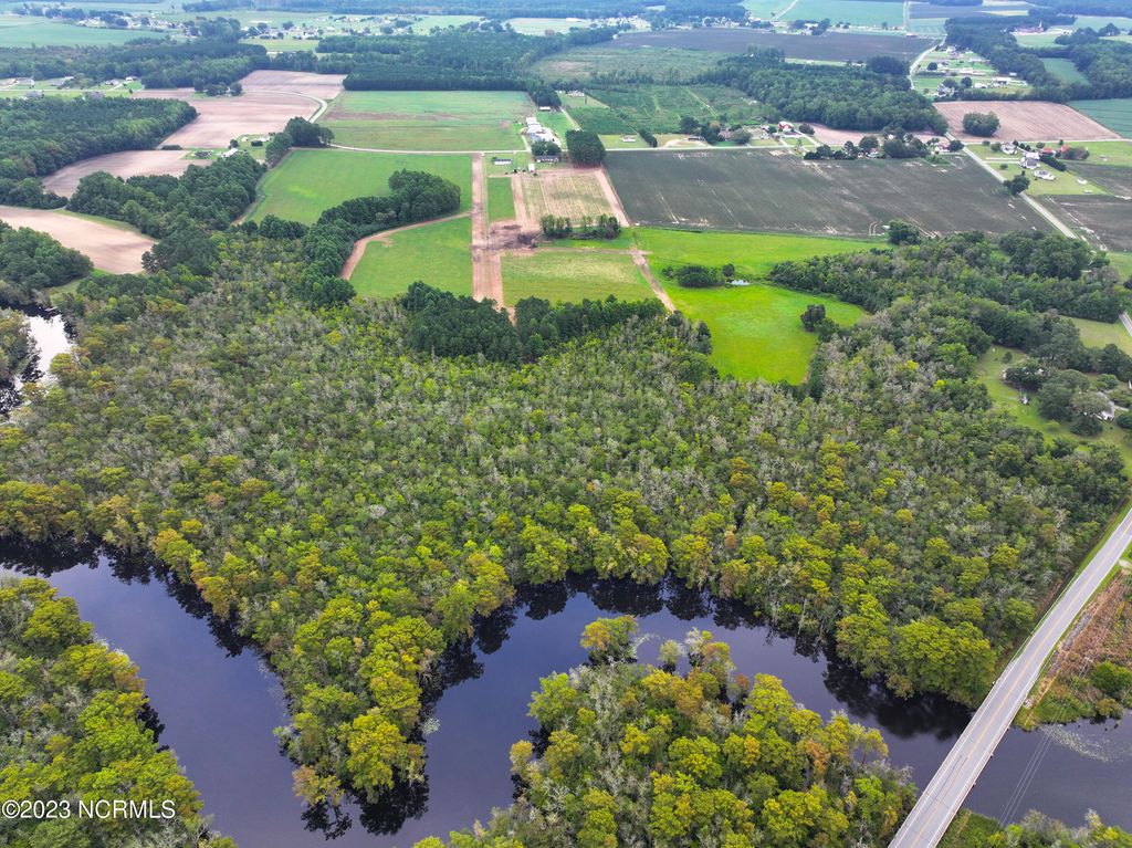 Photo of 610 Chambers Ferry Road, Edenton, NC 27932 (MLS # 100410155)