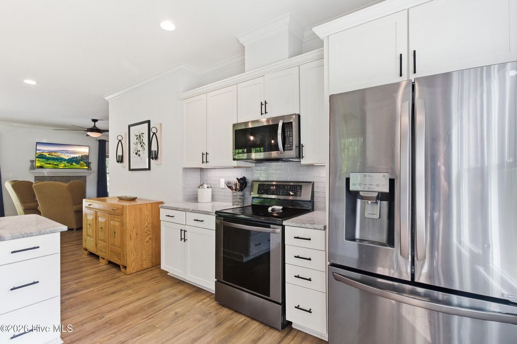 Photo of 3814 Canterbury Road, Trent Woods, NC 28562 (MLS # 100574211)