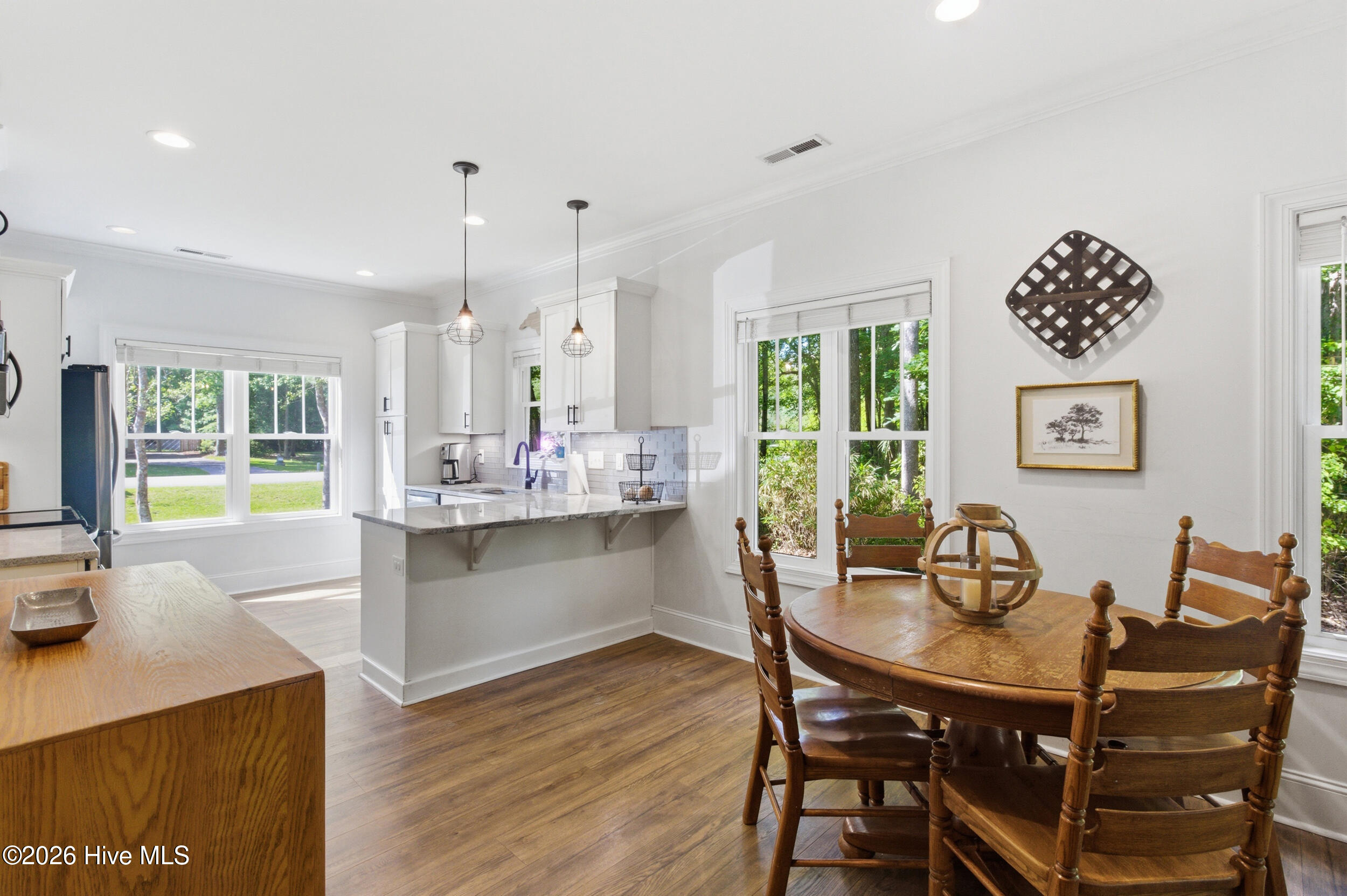 3814 Canterbury Road