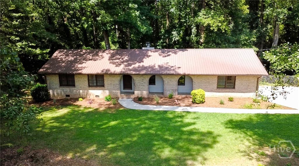 Photo of 1191 Arrowhead Road, Watkinsville, GA 30677 (MLS # CL363148)