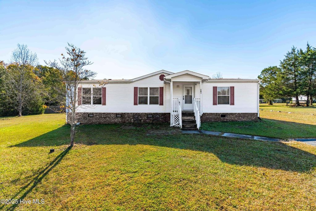 Photo of 106 Roe Lane, Clayton, NC 27527 (MLS # 100539777)