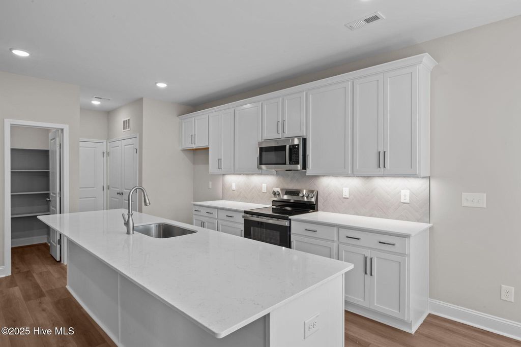 Photo of 1218 Petite Terre Court, New Bern, NC 28560 (MLS # 100536695)