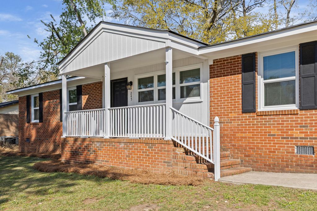 Photo of 245 Barrett Street, Harlem, GA 30814 (MLS # 553453)