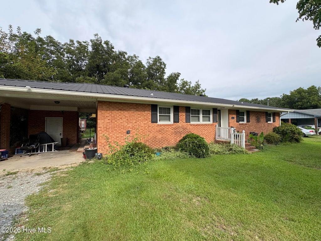Photo of 213 Vinwood Avenue, Goldsboro, NC 27534 (MLS # 100599872)