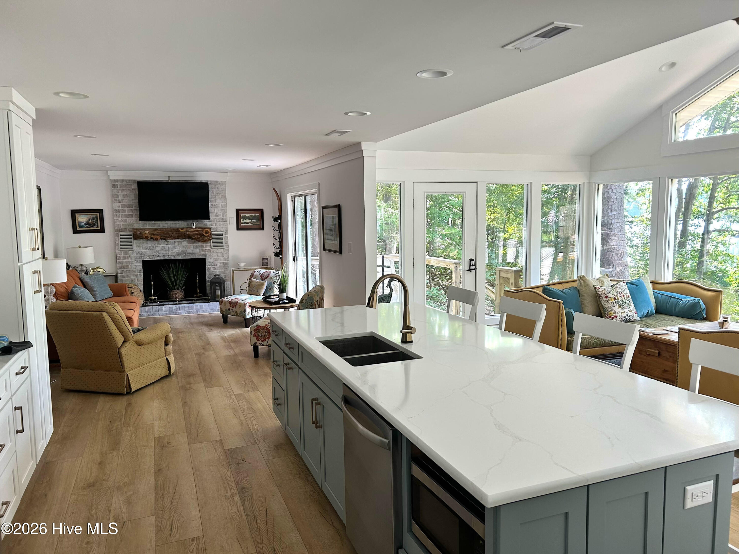 180 Northern Cove Drive
