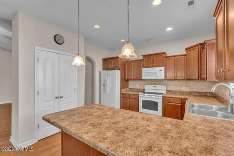 Tiny photo for 319 Merin Height Road, Jacksonville, NC 28546 (MLS # 100602978)