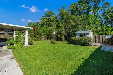 Tiny photo for 319 Merin Height Road, Jacksonville, NC 28546 (MLS # 100602978)