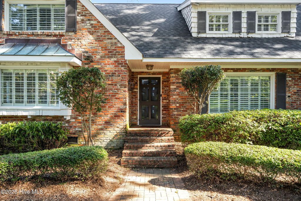 Photo of 226 Country Club Drive, Greenville, NC 27834 (MLS # 100522204)