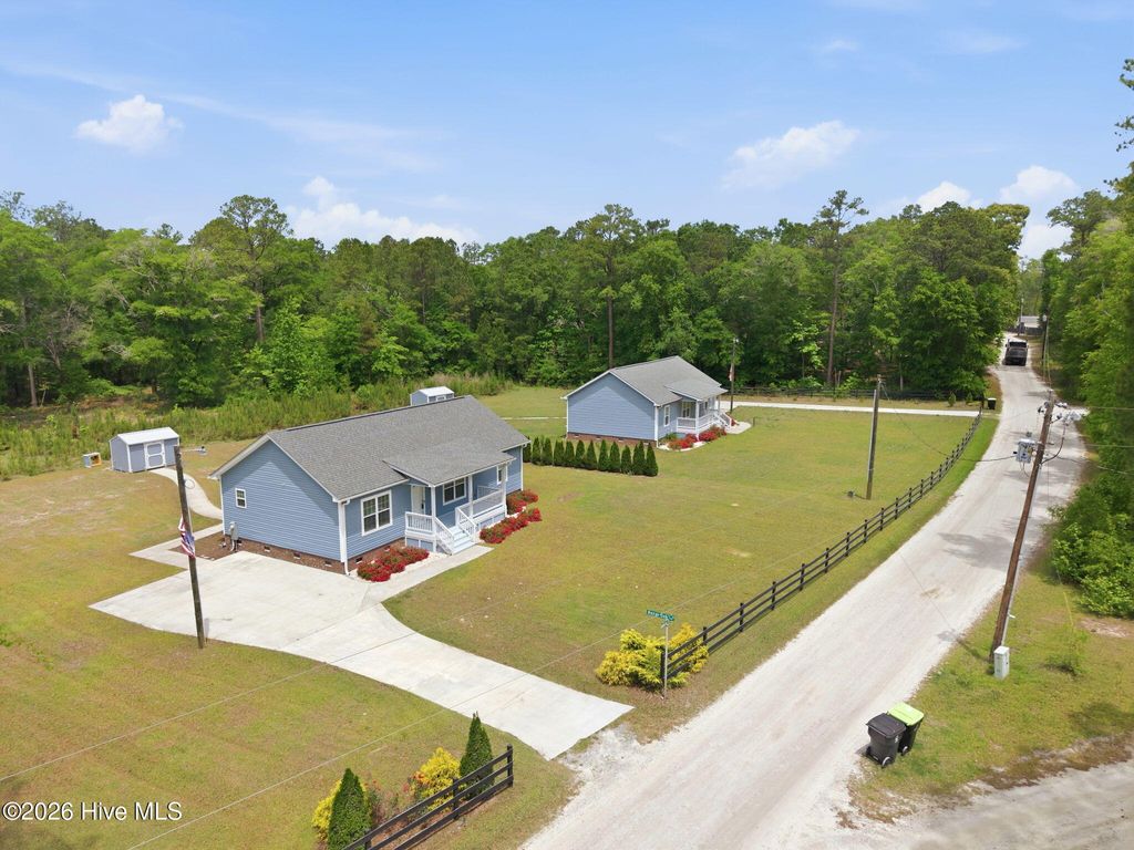 Photo of 1621 Honey-Do Lane NE, Leland, NC 28451 (MLS # 100573370)