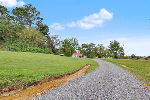 Homes For Sale - 565 Tomotla Road<br/> Marble, NC 28905