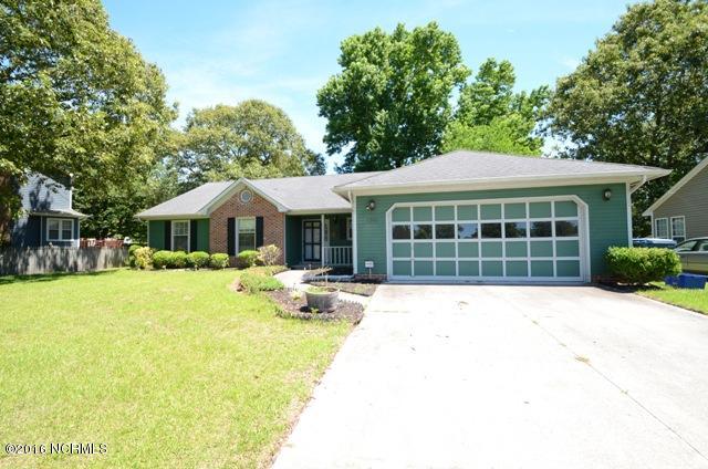 Photo of 136 Woodbridge Court, Jacksonville, NC 28540 (MLS # 100613480)