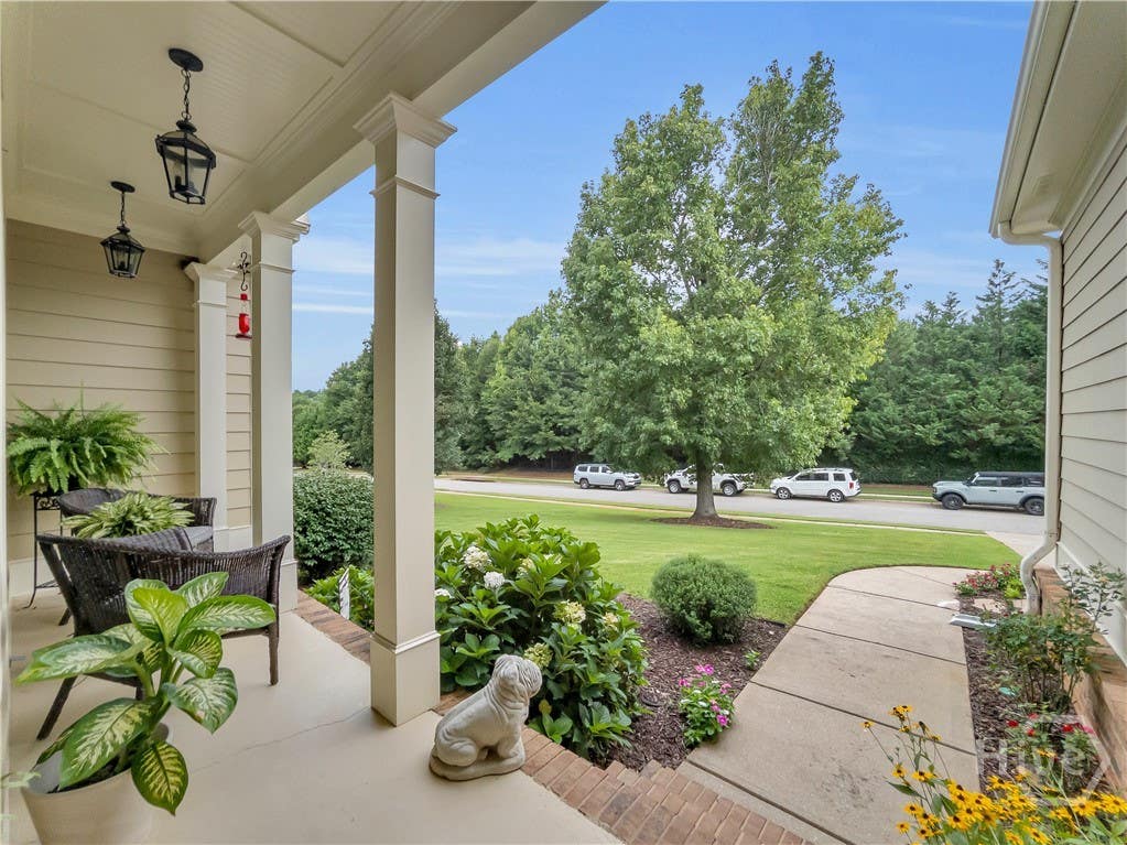 Photo of 1081 Thornwood Drive, Watkinsville, GA 30677 (MLS # CL361036)