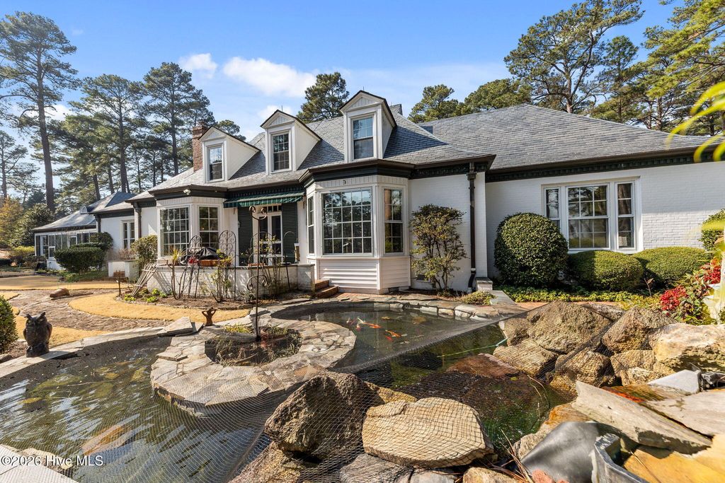 Photo of 667 Yadkin Road, Southern Pines, NC 28387 (MLS # 100558950)