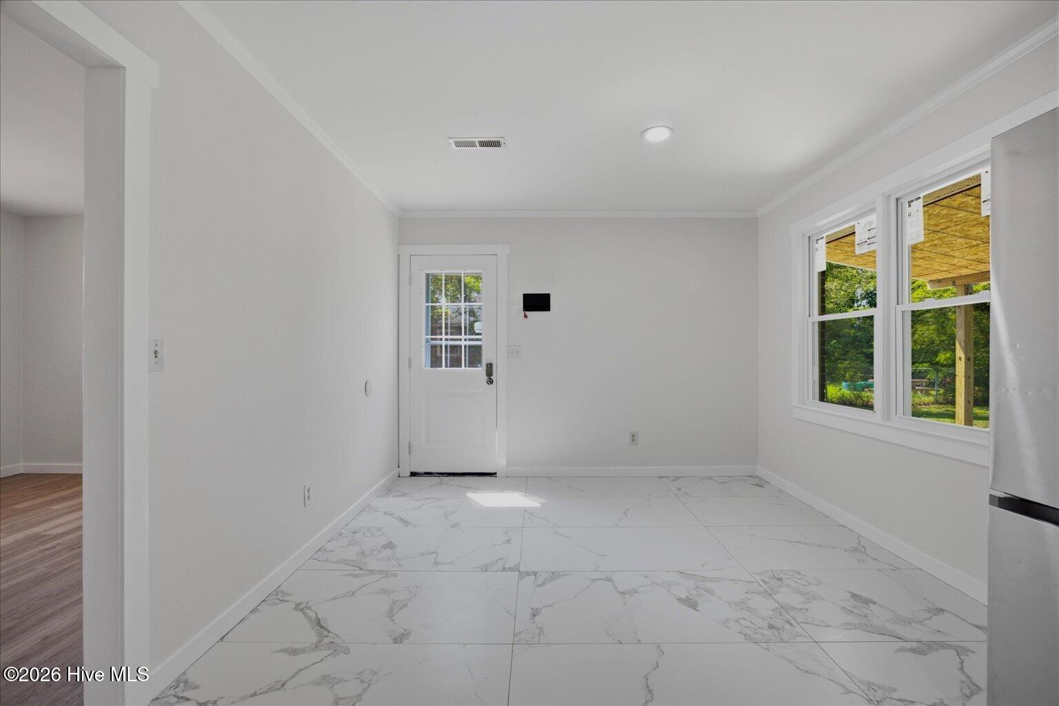 122 Candlewood Drive