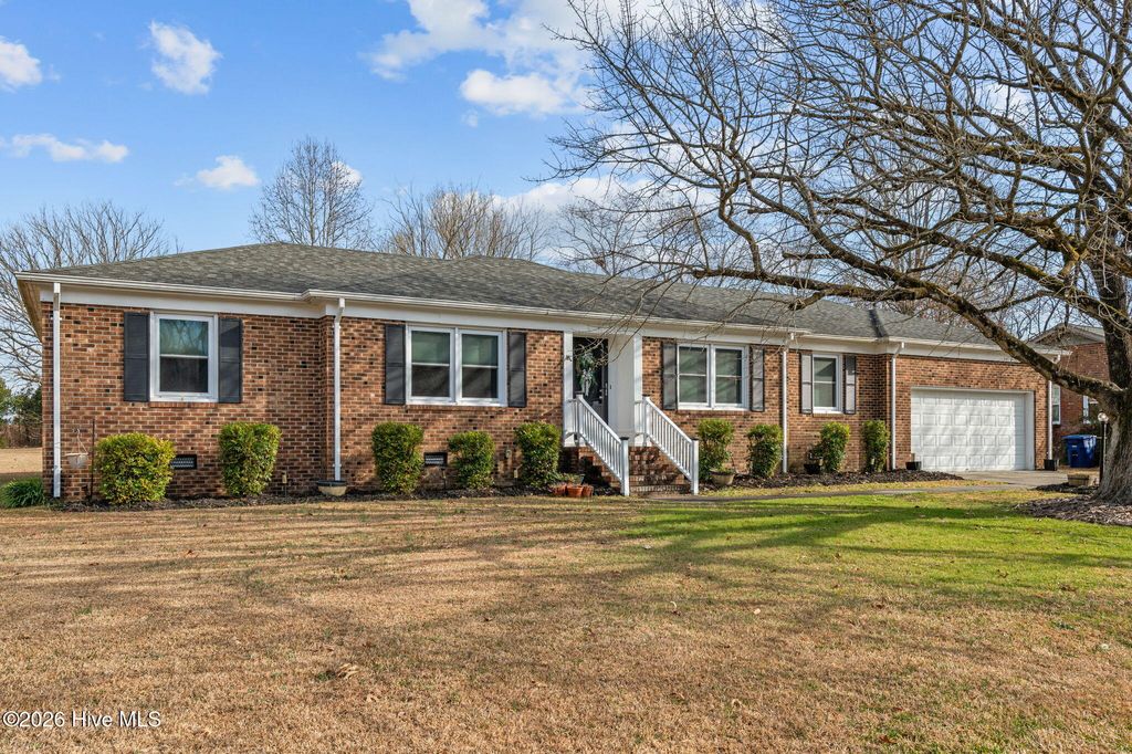 Photo of 219 Leon Drive, Greenville, NC 27858 (MLS # 100547632)