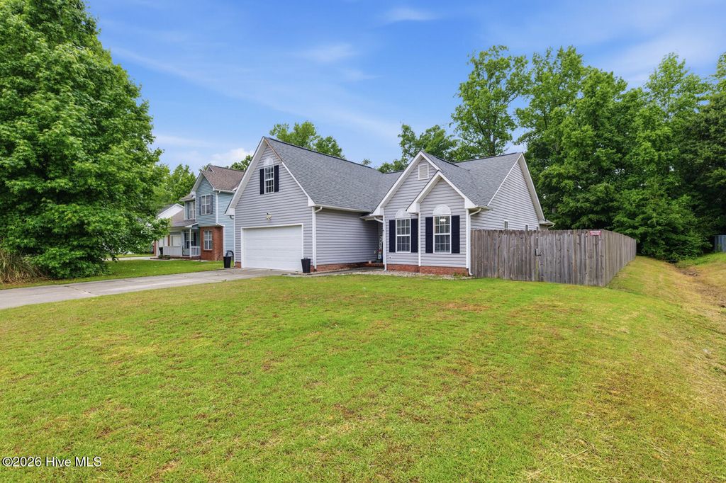 Photo of 216 Yearling Loop, Jacksonville, NC 28540 (MLS # 100577411)