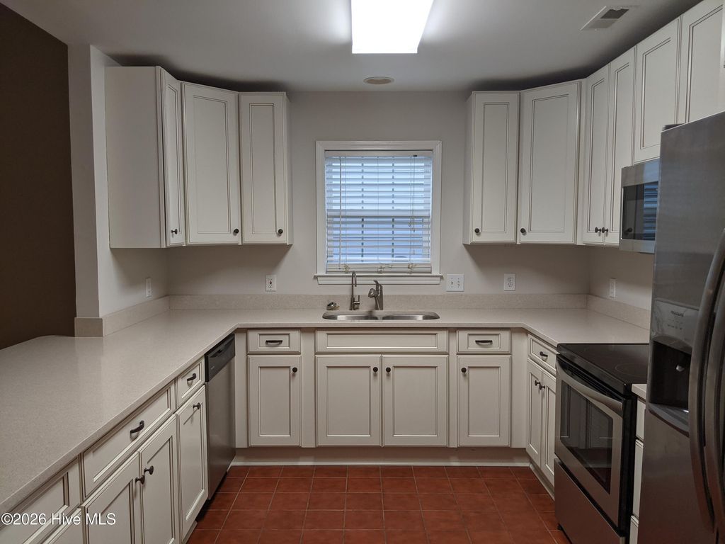 Photo of 514 Foxwood Lane, Wilmington, NC 28409 (MLS # 100579823)