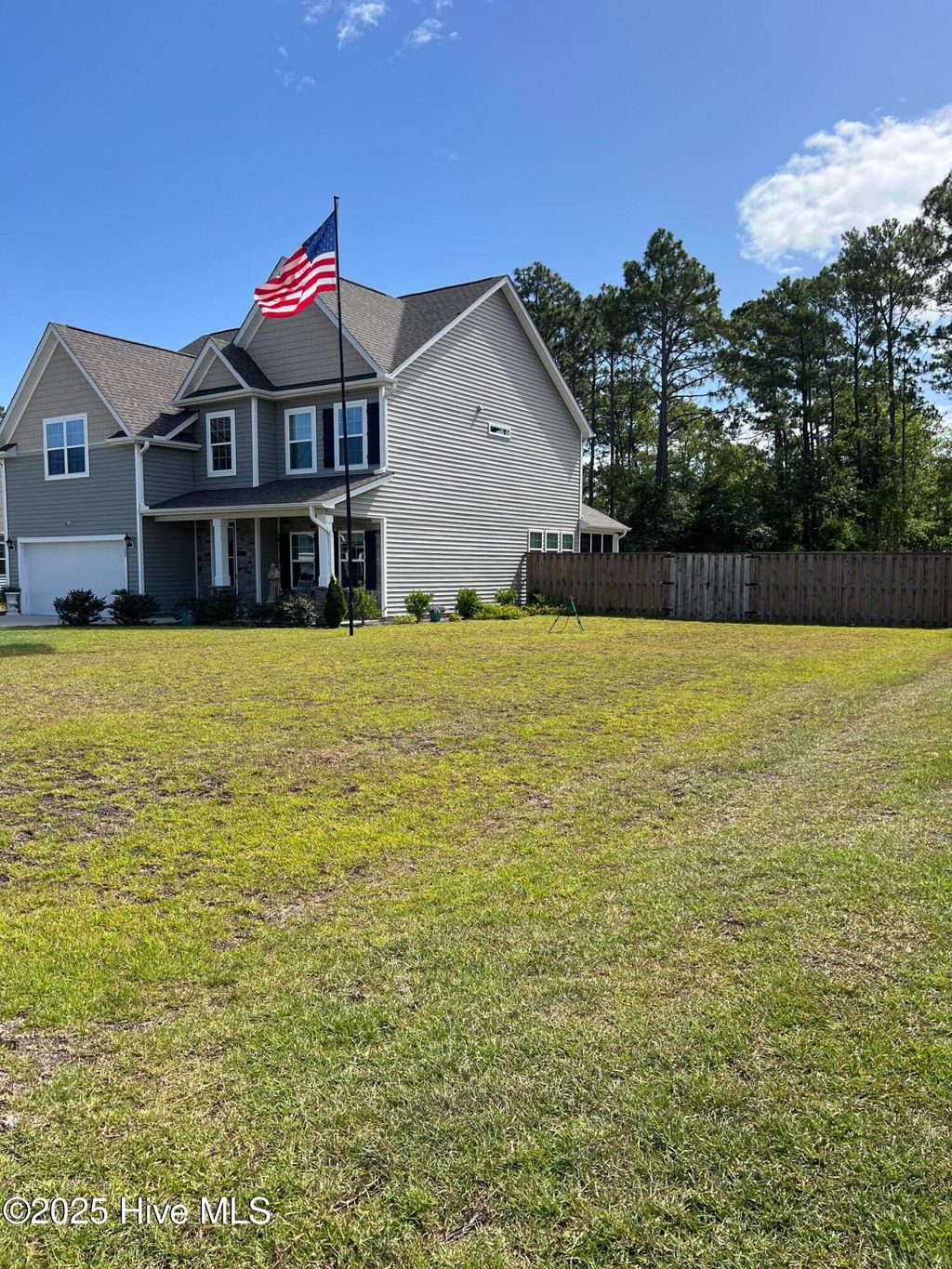 Photo of 122 Ballantine Grove Lane, Newport, NC 28570 (MLS # 100519446)