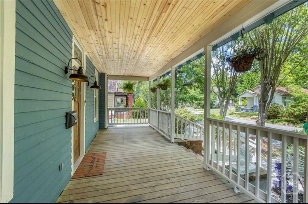 Photo of 1309 E 33rd Street, Savannah, GA 31404 (MLS # SA355153)