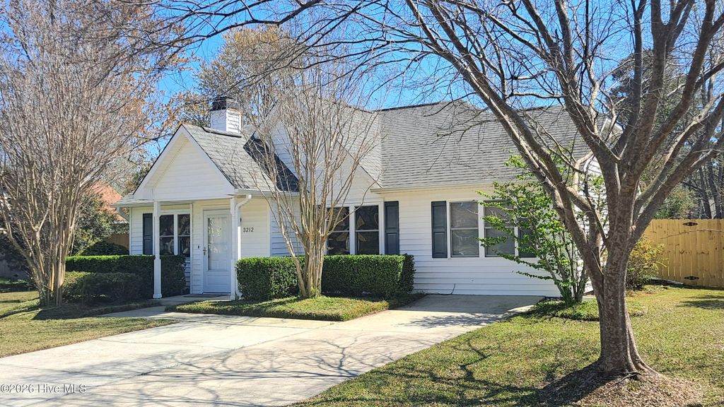 Photo of 3212 Galway Road, Castle Hayne, NC 28429 (MLS # 100562478)