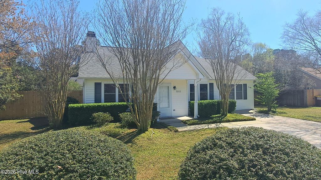 Photo of 3212 Galway Road, Castle Hayne, NC 28429 (MLS # 100562478)