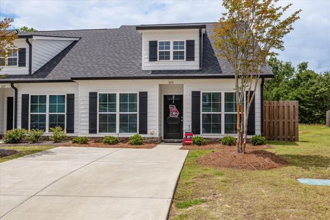 Townhouse For Sale - 325 Bordeaux Drive<br/> Thomson, GA 30824